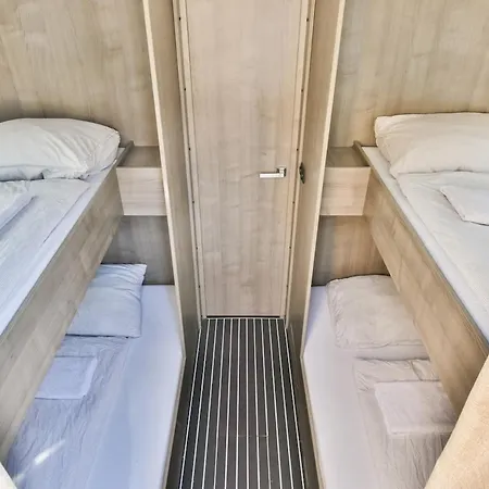 Brand New Boat Center 'dolte' Amsterdam