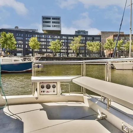 Brand New Boat Center 'dolte' Botel Amsterdam